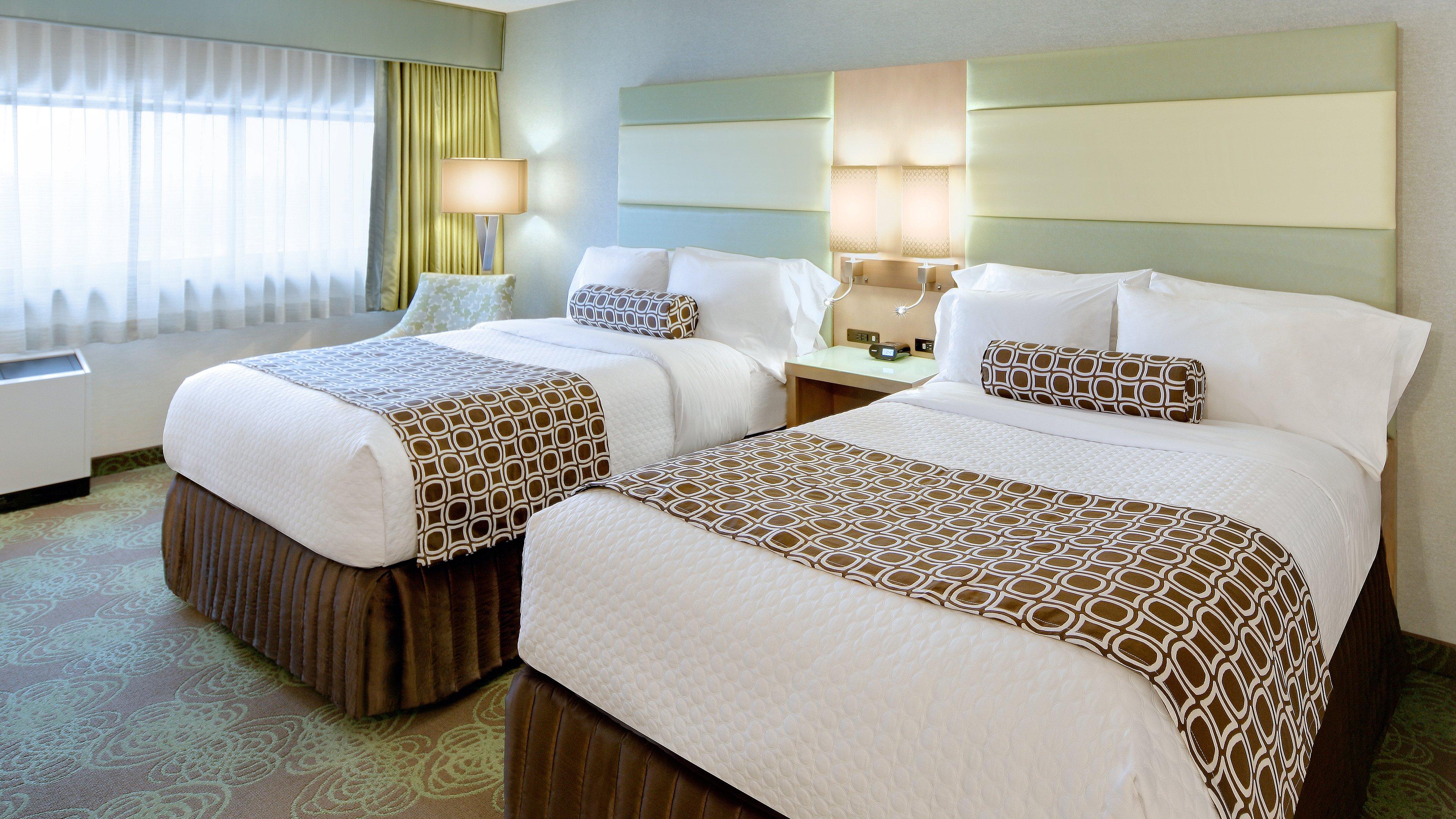 Hotel Crowne Plaza Lansing By Ihg Exterior foto