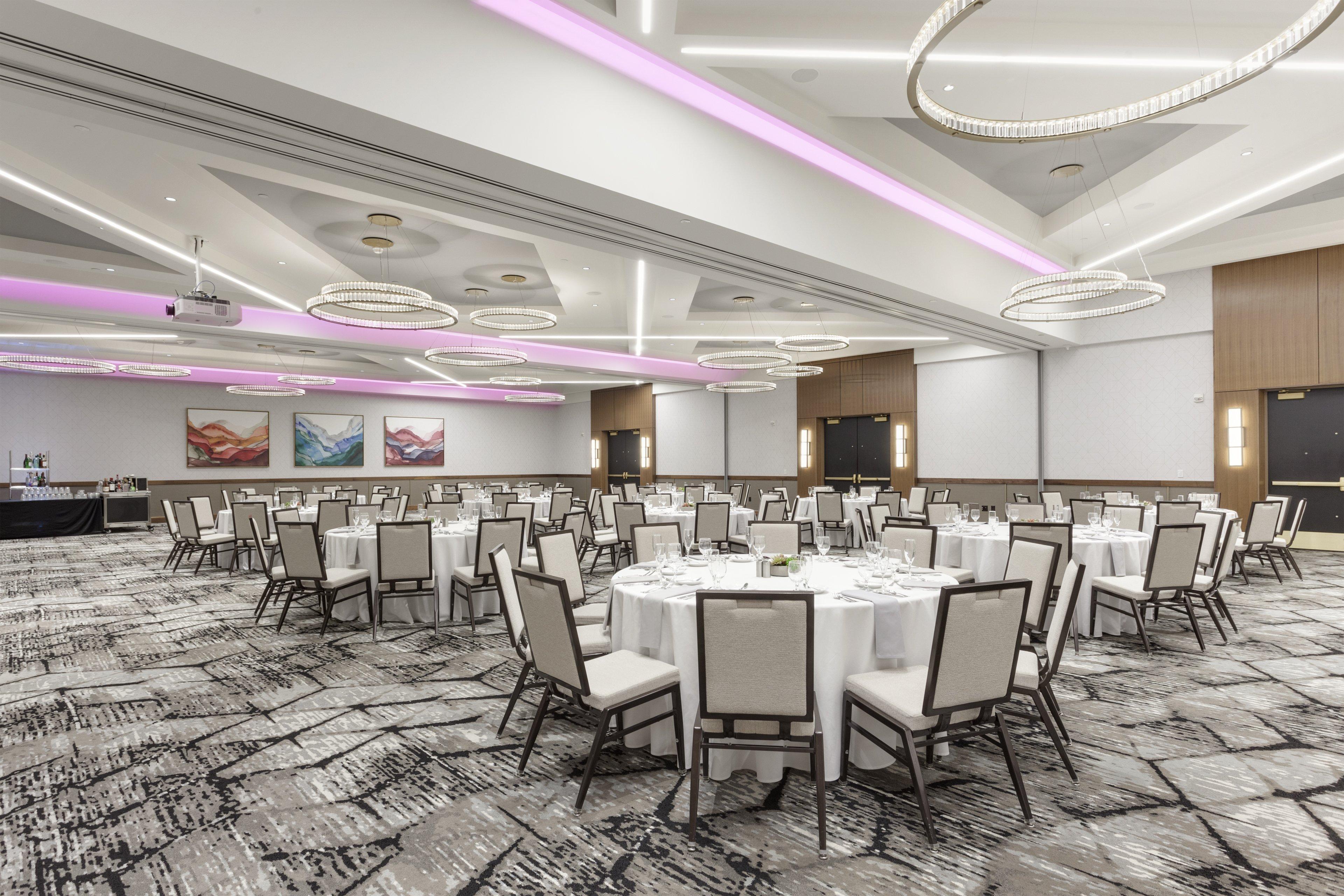 Hotel Crowne Plaza Lansing By Ihg Exterior foto